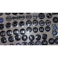 Наклейки на колпачки ступицы металлизированные(ком.4шт) ø56мм